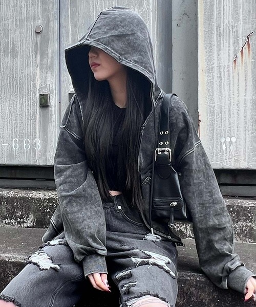 Figments（フィグメンツ）の「ピグメントビジューZIPパーカー（パーカー・レディース・ブラック・FREE）」の4枚目の写真