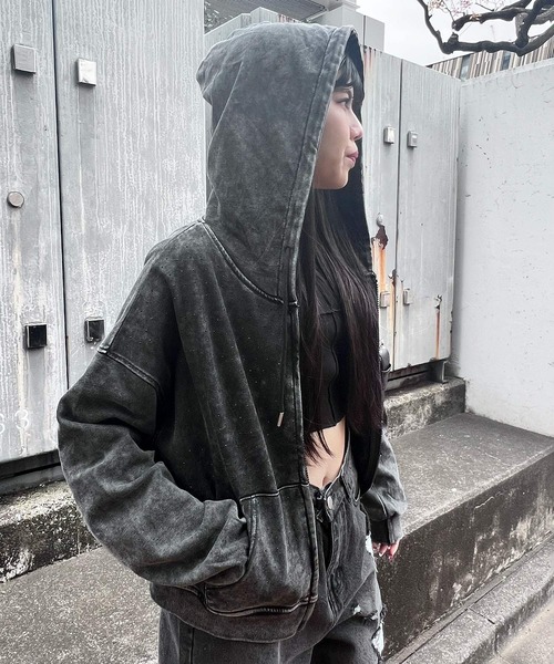 Figments（フィグメンツ）の「ピグメントビジューZIPパーカー（パーカー・レディース・ブラック・FREE）」の5枚目の写真