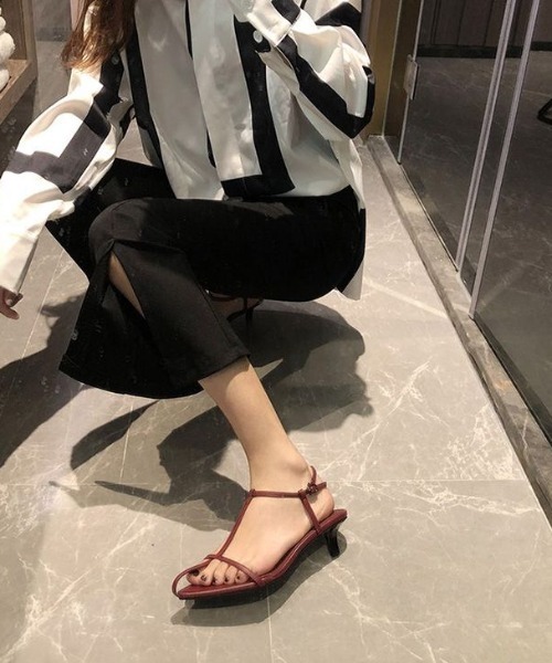 AMELY（エミリー）の「ナローストラップポインテッドトゥサンダル（サンダル・レディース・ブラック/レッド/ホワイト・35/36/37/38/39）」の10枚目の写真