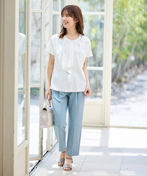 Honeys(ハニーズ)の「フレンチボウタイブラウス(シャツ/ブラウス・レディース・ホワイト/ネイビー/マスタード/グリーン/ライトグレー/ホワイト×ブラック・S/M/L/LL/3L)」の16枚目の写真