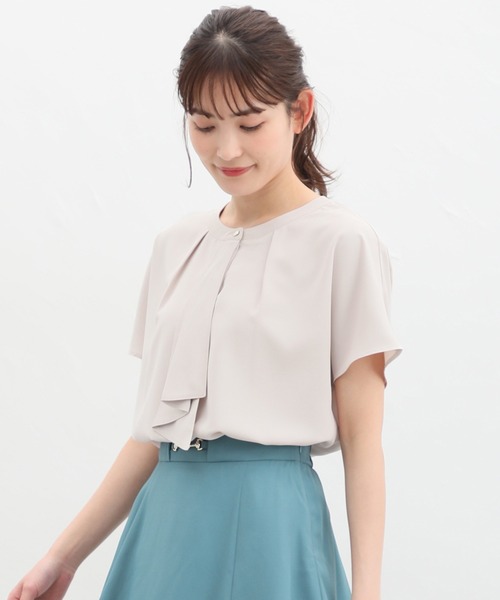 Honeys(ハニーズ)の「フレンチボウタイブラウス(シャツ/ブラウス・レディース・ホワイト/ネイビー/マスタード/グリーン/ライトグレー/ホワイト×ブラック・S/M/L/LL/3L)」の9枚目の写真