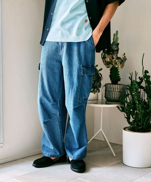 BAYFLOW（ベイフロー）の「コットンリネンデニムカーゴパンツ（デニムパンツ・メンズ・ブラック/ダークブルー・MEDIUM/LARGE）」の2枚目の写真