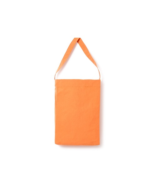 DAILY STANDARD by SANDINISTA（デイリースタンダードバイサンディニスタ）の「KONBU Nylon Shoulder Bag / 軽量撥水自立型ショルダーバッグ（ショルダーバッグ・メンズ・オフホワイト/オレンジ/オリーブ/ブラック・FREE）」の21枚目の写真