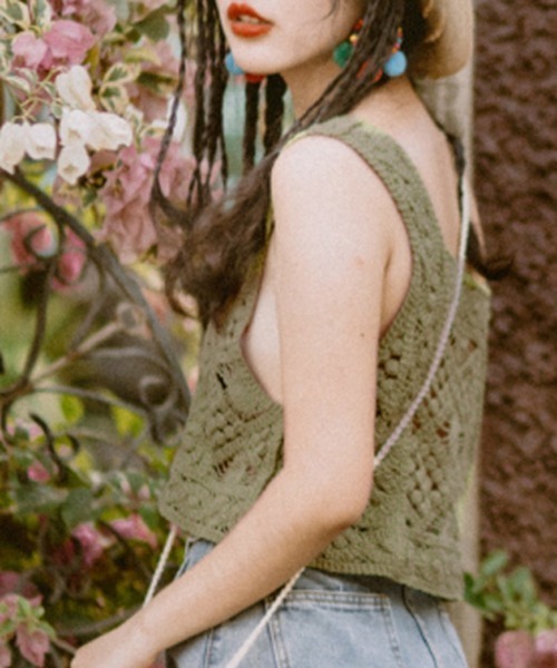 Miniministore(ミニミニストア)の「タンクトップ スクエアネック ビスチェ(キャミソール・レディース・ブルー/カーキ/ベージュ・FREE)」の13枚目の写真