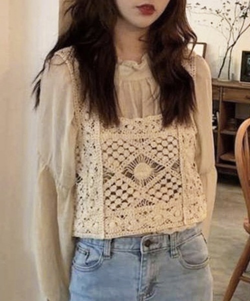 Miniministore(ミニミニストア)の「タンクトップ スクエアネック ビスチェ(キャミソール・レディース・ブルー/カーキ/ベージュ・FREE)」の14枚目の写真