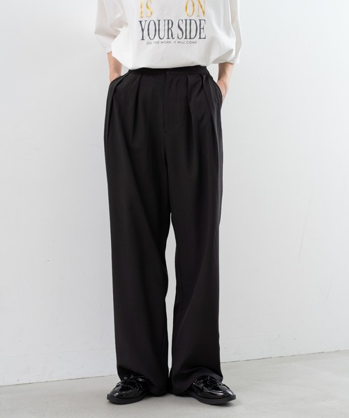 refinedworks（リファインドワークス）の「【refinedworks】 着心地の良いドライ質感のパイピングパンツ（その他パンツ・レディース・ブラウン/グレー/ブラック・FREE）」の4枚目の写真