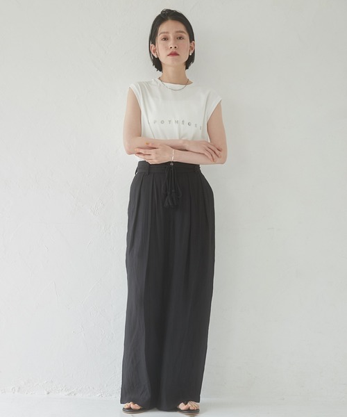 hunch（ハンチ）の「接触冷感タックストレートパンツ（その他パンツ・レディース・ブラック/カーキブラウン/サンドベージュ・FREE）」の5枚目の写真