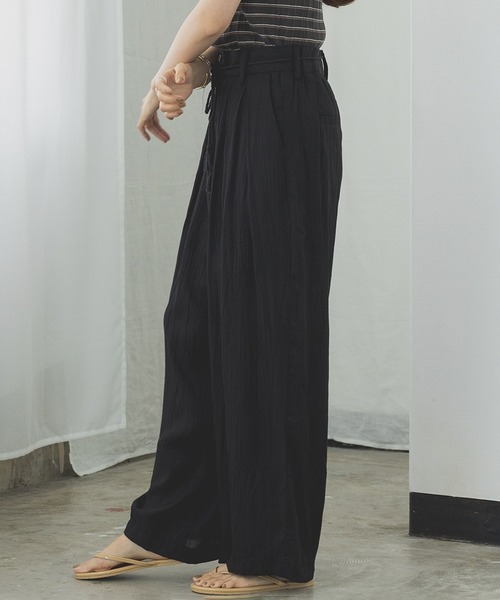 hunch（ハンチ）の「接触冷感タックストレートパンツ（その他パンツ・レディース・ブラック/カーキブラウン/サンドベージュ・FREE）」の7枚目の写真