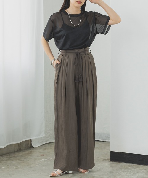 hunch（ハンチ）の「接触冷感タックストレートパンツ（その他パンツ・レディース・ブラック/カーキブラウン/サンドベージュ・FREE）」の17枚目の写真