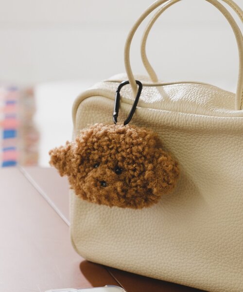 BIRTHDAY BAR（バースデイバー）の「monmon Airpodsケース（スマホグッズ・レディース・ホワイト/ブラウン・0）」の2枚目の写真