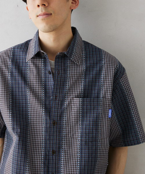 GERRY（ジェリー）の「GERRY／ジェリー 別注 切替チェック半袖シャツ（シャツ/ブラウス・メンズ・ブルー系その他/カーキ/マスタード・LARGE/MEDIUM）」の2枚目の写真