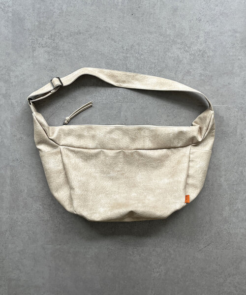 CPCM（シーピーシーエム）の「ヴィンテージライクレザーショルダー（ショルダーバッグ・メンズ・ブラック/アイボリー/ブラウン・FREE）」の4枚目の写真