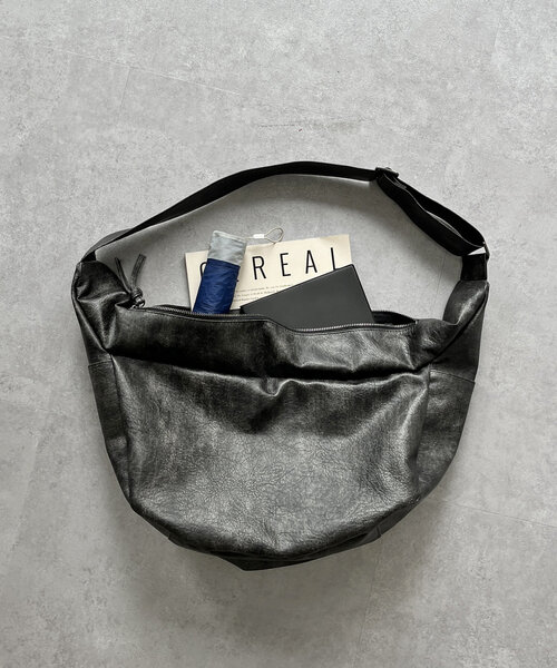 CPCM（シーピーシーエム）の「ヴィンテージライクレザーショルダー（ショルダーバッグ・メンズ・ブラック/アイボリー/ブラウン・FREE）」の5枚目の写真