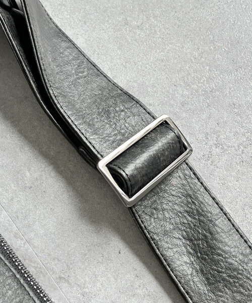 CPCM（シーピーシーエム）の「ヴィンテージライクレザーショルダー（ショルダーバッグ・メンズ・ブラック/アイボリー/ブラウン・FREE）」の8枚目の写真