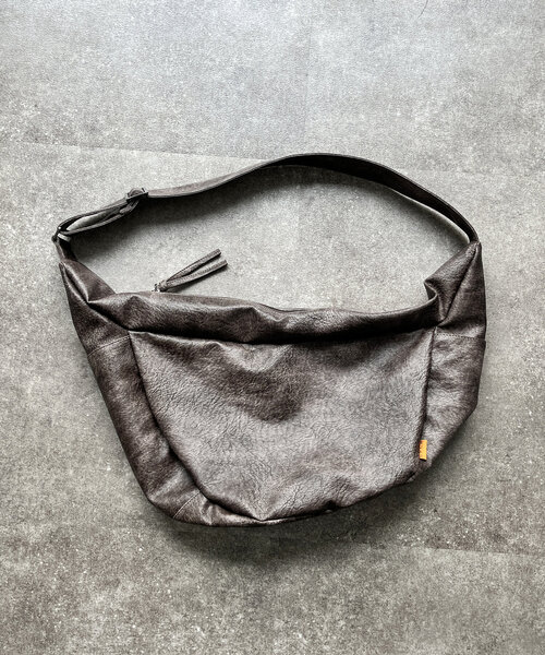 CPCM（シーピーシーエム）の「ヴィンテージライクレザーショルダー（ショルダーバッグ・メンズ・ブラック/アイボリー/ブラウン・FREE）」の12枚目の写真