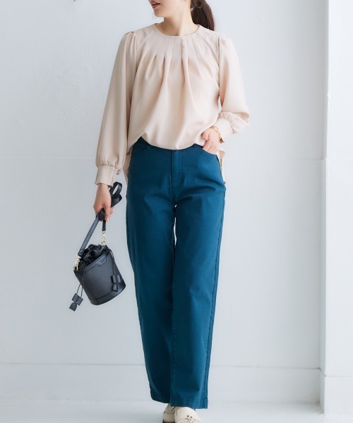 nissen（ニッセン）の「ボリュームスリーブタックブラウス（シャツ/ブラウス・レディース・ピンク/ベージュ系/オフホワイト/ブラック/ライラック系・LL/L/M/S）」の11枚目の写真