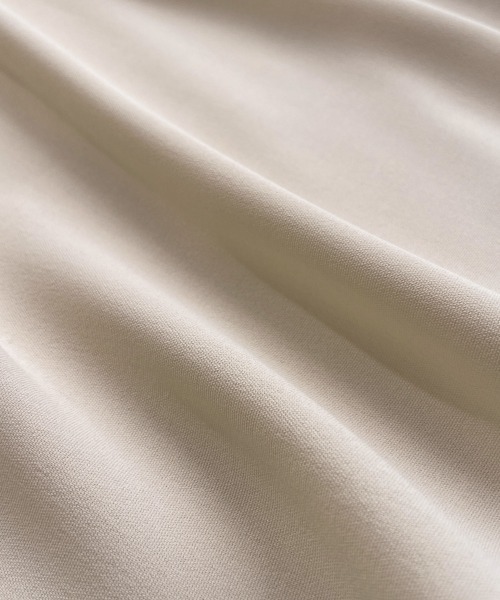 nissen（ニッセン）の「ボリュームスリーブタックブラウス（シャツ/ブラウス・レディース・ピンク/ベージュ系/オフホワイト/ブラック/ライラック系・LL/L/M/S）」の16枚目の写真