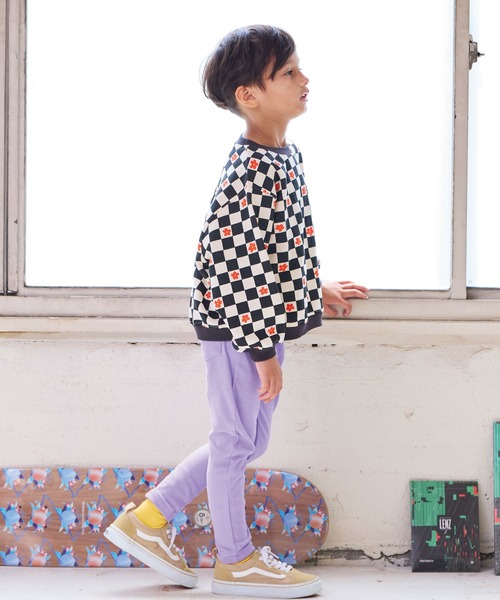 HOGAN RANCH WEAR（ホーガンランチウエア）の「ソウガラトレーナー（スウェット・キッズ・オフホワイト/ブラック/グリーン/チャコール/イエロー/アイボリー/レッド/オレンジ・150/140/130/120/110/100/95/90/80）」の12枚目の写真