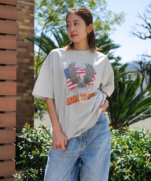 roial（ロイアル）の「DESIGN TEE/ROIAL(ロイアル)スタンダードシルエット半袖プリントTシャツ（Tシャツ/カットソー・メンズ・ネイビー/グレー/ブラック・MEDIUM/SMALL）」の13枚目の写真