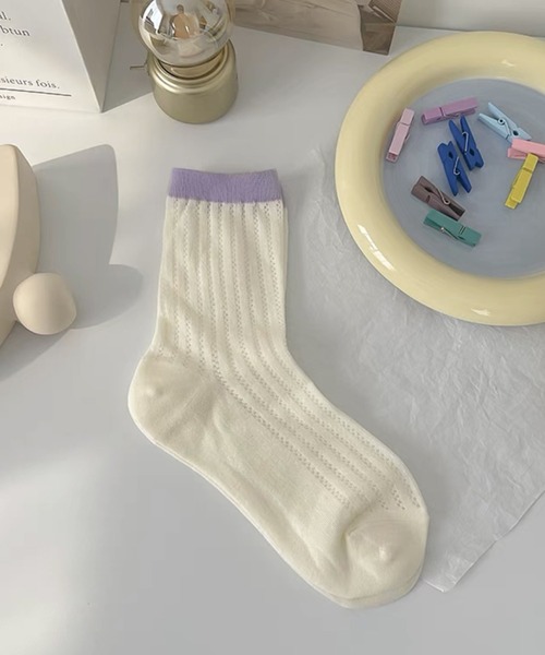 IRADOWL（アイラドール）の「カラフルラインミディ丈ソックス（ソックス/靴下・レディース・ネイビー/パープル/ブルー/ピンク/イエロー/グリーン・FREE）」の4枚目の写真