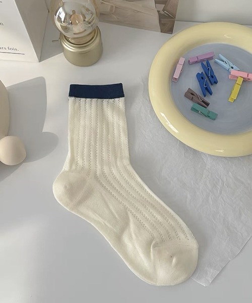 IRADOWL（アイラドール）の「カラフルラインミディ丈ソックス（ソックス/靴下・レディース・ネイビー/パープル/ブルー/ピンク/イエロー/グリーン・FREE）」の3枚目の写真