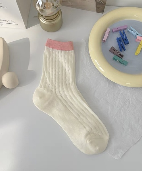 IRADOWL（アイラドール）の「カラフルラインミディ丈ソックス（ソックス/靴下・レディース・ネイビー/パープル/ブルー/ピンク/イエロー/グリーン・FREE）」の6枚目の写真