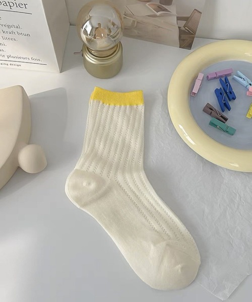 IRADOWL（アイラドール）の「カラフルラインミディ丈ソックス（ソックス/靴下・レディース・ネイビー/パープル/ブルー/ピンク/イエロー/グリーン・FREE）」の5枚目の写真