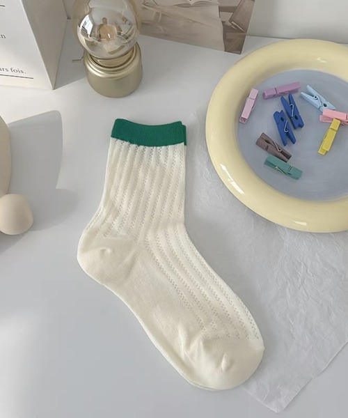 IRADOWL（アイラドール）の「カラフルラインミディ丈ソックス（ソックス/靴下・レディース・ネイビー/パープル/ブルー/ピンク/イエロー/グリーン・FREE）」の2枚目の写真