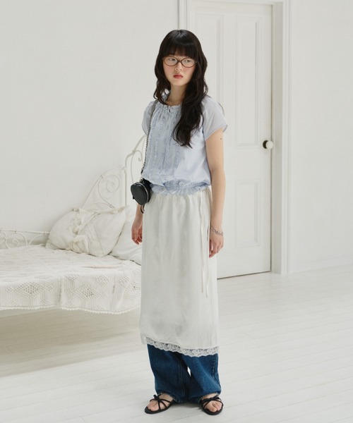 crushed satin lace skirt / クラッシュサテンレーススカート