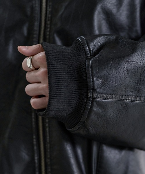 中綿入り ヴィンテージPU合皮ショート丈ブルゾン（ブルゾン