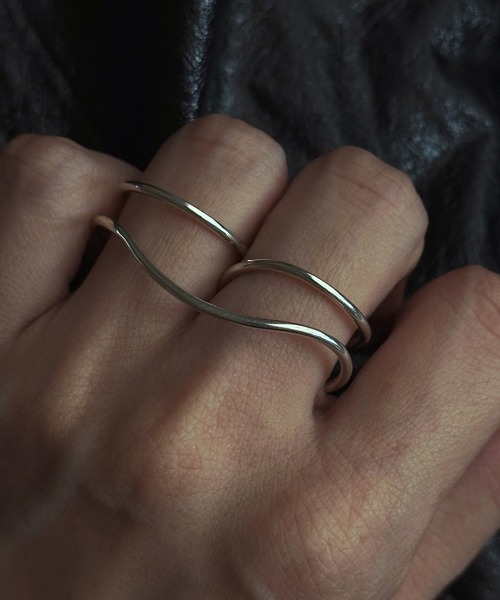 whoseA（フーシー）の「【silver925】Helix Wring/ ヘリックス ダブルリング（リング・レディース・シルバー・FREE/15号/9号）」の4枚目の写真