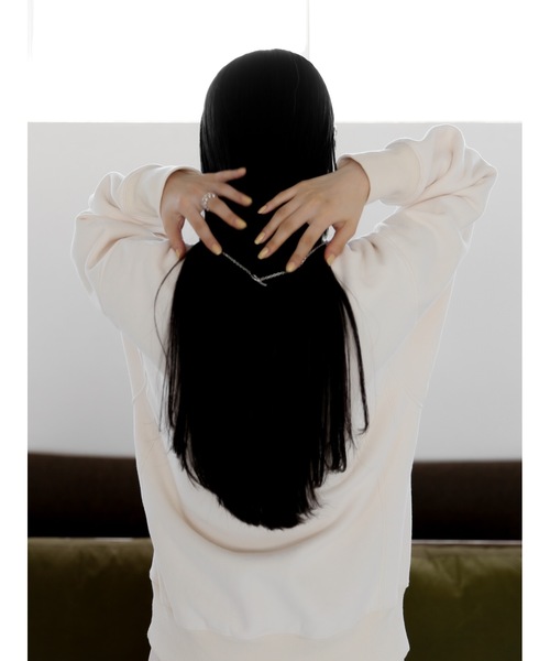 Katrin TOKYO（カトリーントーキョー）の「【yuzuki collaboration】oversize crewneck sweat（スウェット・レディース・アイボリー・FREE）」の2枚目の写真