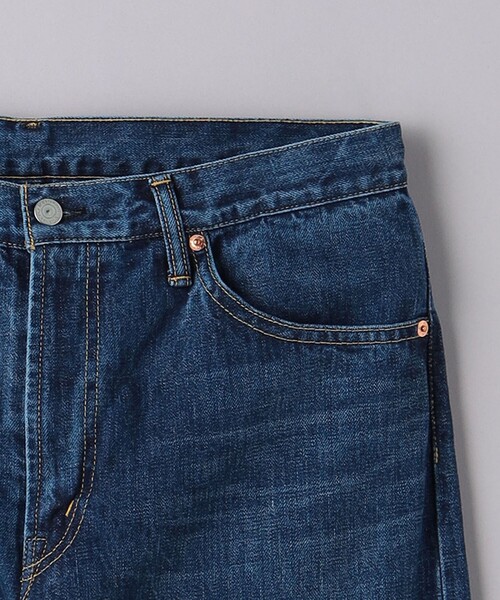Scye(サイ)の「<Scye> Selvedge Used Wash Straight Leg Jeans/セルヴィッチ ユーズドウォッシュ ストレート ジーンズ(デニムパンツ・メンズ・ライトブルー・30inch/31inch/29inch)」の3枚目の写真