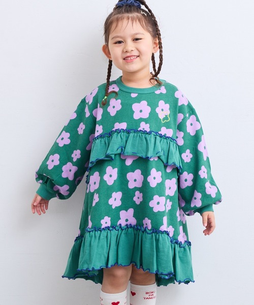 MARKEY'S(マーキーズ)の「フラワープリントフリルワンピース(ワンピース・キッズ・オフホワイト/チャコール/グリーン・100/110/90/150/140/130/120)」の3枚目の写真