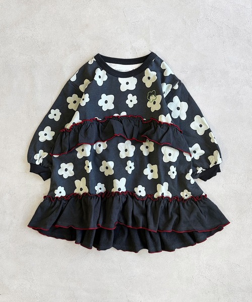 MARKEY'S(マーキーズ)の「フラワープリントフリルワンピース(ワンピース・キッズ・オフホワイト/チャコール/グリーン・100/110/90/150/140/130/120)」の2枚目の写真