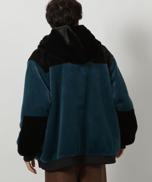 LAKOLE（ラコレ）の「切替ファーフードブルゾン/147390（ブルゾン・メンズ・チャコール/ホワイト/ブルー・MEDIUM/LARGE/X-LARGE）」の12枚目の写真