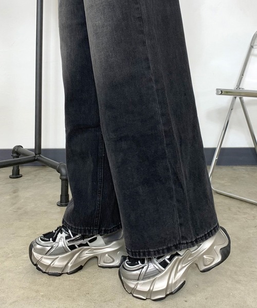 non-hedge(ノンヘッジ)の「デニムストレートパンツ(デニムパンツ・レディース・ブルー/ブラック・S/M/L)」の7枚目の写真