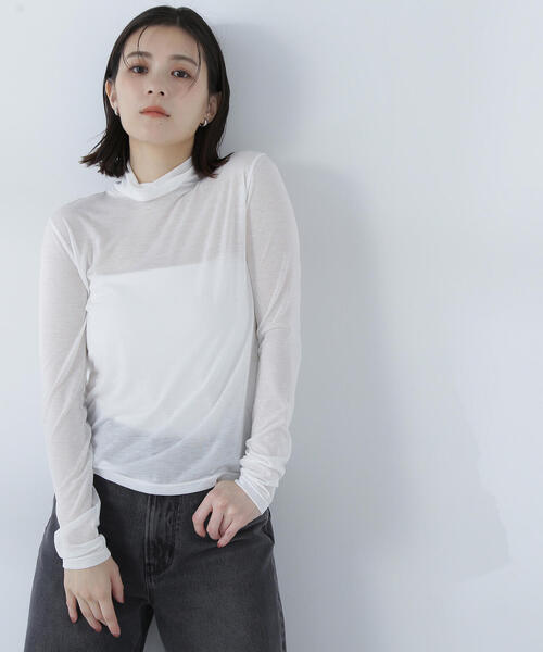 NATURAL BEAUTY BASIC（ナチュラルビューティーベーシック）の「◇ハイネックシアーカットソー（Tシャツ/カットソー・レディース・オフホワイト/ベージュ/イエロー/ピンク・FREE）」の6枚目の写真
