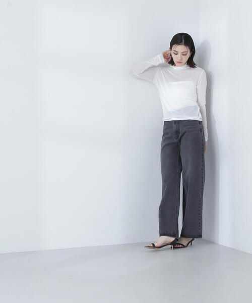 NATURAL BEAUTY BASIC（ナチュラルビューティーベーシック）の「◇ハイネックシアーカットソー（Tシャツ/カットソー・レディース・オフホワイト/ベージュ/イエロー/ピンク・FREE）」の7枚目の写真