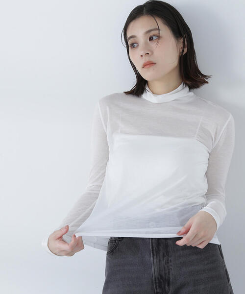 NATURAL BEAUTY BASIC（ナチュラルビューティーベーシック）の「◇ハイネックシアーカットソー（Tシャツ/カットソー・レディース・オフホワイト/ベージュ/イエロー/ピンク・FREE）」の8枚目の写真