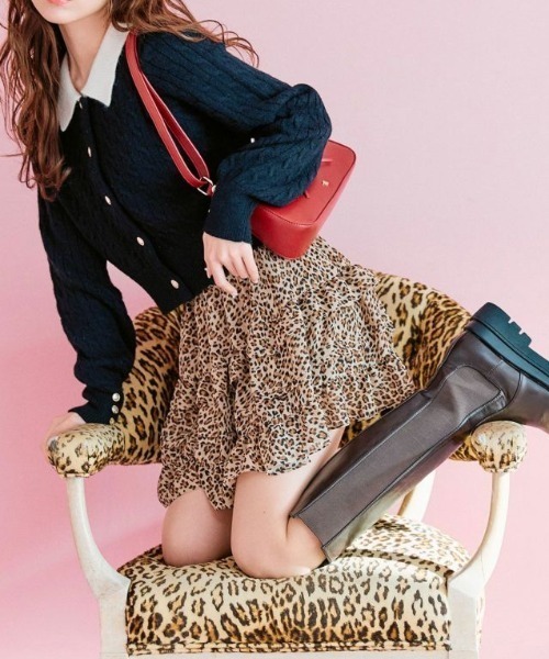 OLIVE des OLIVE（オリーブデオリーブ）の「【完売カラー再販開始！】金ボタンケーブル衿カーデ（カーディガン/ボレロ・レディース・オフホワイト/マルチ/ブラック/トップグレー・FREE）」の7枚目の写真