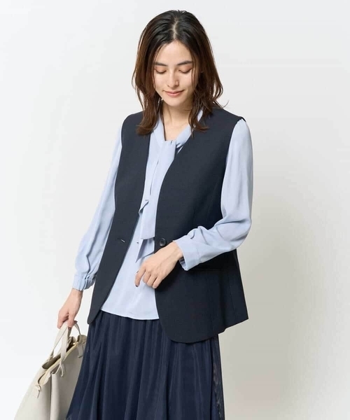 a.v.v(アーヴェヴェ)の「【洗える】ラッフルボウタイブラウス(シャツ/ブラウス・レディース・ダークインディゴブルー/ホワイト・34/38/36/40/42)」の15枚目の写真