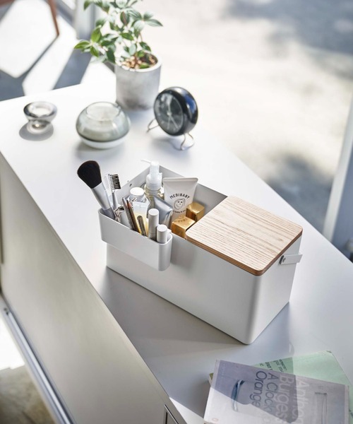 未使用★タルト　ペイントボックス　コレクターズ　メイクアップケース Amazon.co.jp: Frenessa メイクアップトレインケース 12インチ L