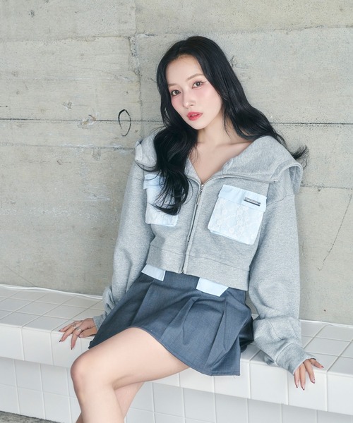 ANDGEEBEE(アンジービー)の「シャツポケットラメパーカー(パーカー・レディース・グレー/オートミール・FREE)」の22枚目の写真