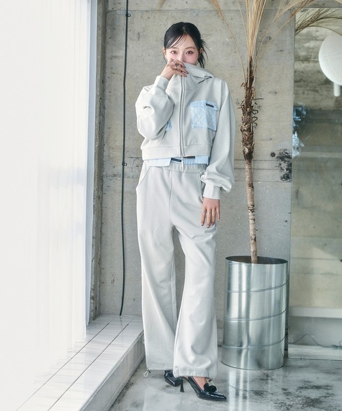 ANDGEEBEE(アンジービー)の「シャツポケットラメパーカー(パーカー・レディース・グレー/オートミール・FREE)」の17枚目の写真