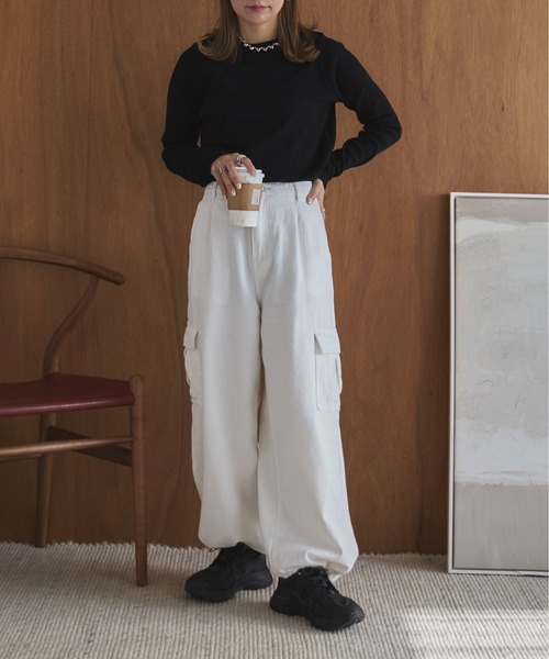 feepur by saya（フェピュールバイサヤ）の「【XSサイズあり】デニムカーゴジョガーパンツ（デニムパンツ・レディース・オフホワイト/ブルー/グレー・MEDIUM/X-SMALL）」の5枚目の写真