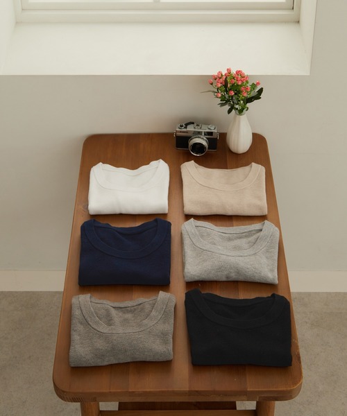 CHAN ME(チャンミ)の「ラウンドネック半袖リブニット(ニット/セーター・レディース・ブラック/ホワイト/ベージュ/グレイッシュベージュ/グレー/ネイビー・MEDIUM/LARGE/X-LARGE)」の13枚目の写真