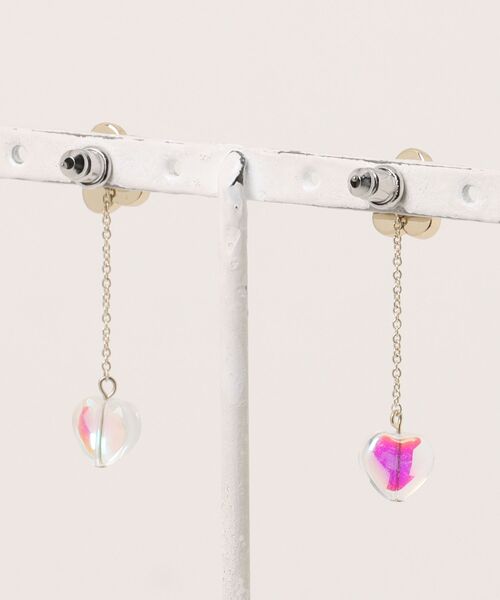 国内配送★MARY QUANT★スウェイハート ピアス 華やか◎3色 国内配送☆MARY QUANT☆スウェイハート ピアス 華やか◎3色
