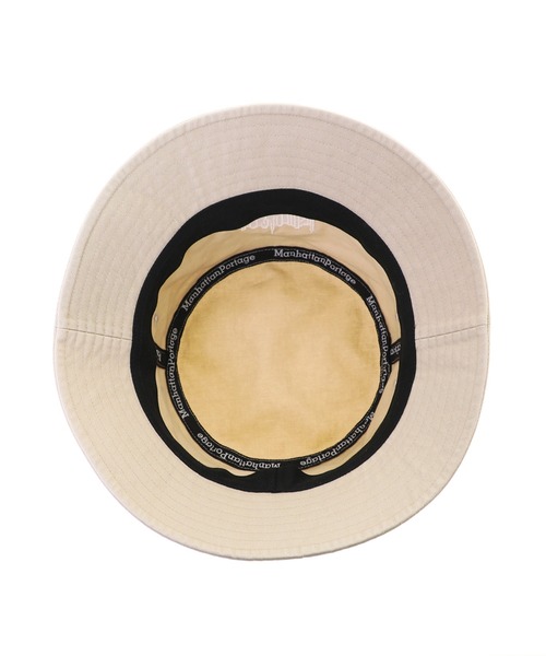 Manhattan Portage（マンハッタンポーテージ）の「Washed Twill Bucket Hat（ハット・メンズ・サンドベージュ/チャコール/ブラック/ライトブルー/ベージュ/ブラウン/ブラック×パープル・FREE）」の17枚目の写真