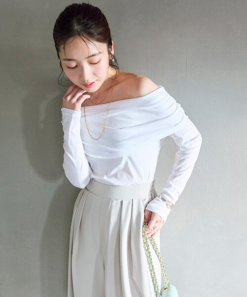 La boutique BonBon（ラブティックボンボン）の「【女子力UP！】シアーオフショルカットソー（Tシャツ/カットソー・レディース・ホワイト/ブラック/ミント・FREE）」の10枚目の写真